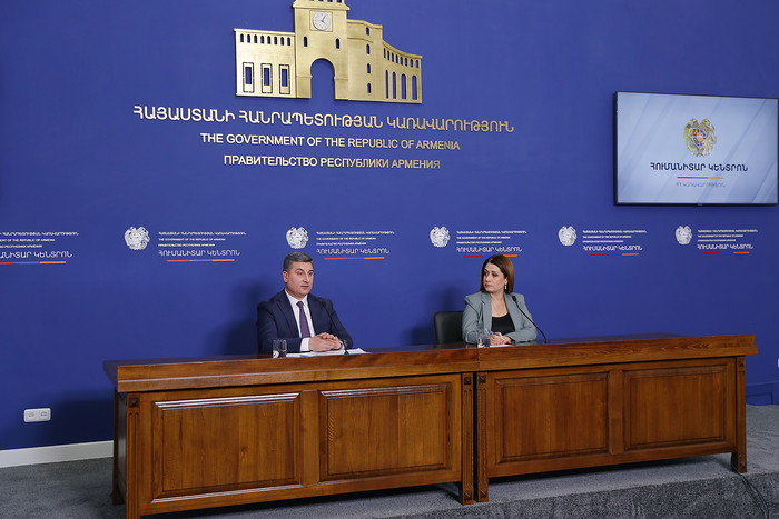 Ժամը 14:00-ի դրությամբ ԼՂ-ից բռնի տեղահանված անձանց թիվը կազմում է 70 հազար 500