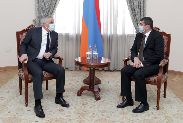 Փոխվարչապետ Մհեր Գրիգորյանը հանդիպում է ունեցել Արցախի Հանրապետության նախագահի հետ