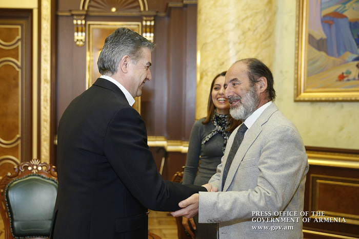 Վարչապետն Իտալիայի պատվավոր հյուպատոսի հետ քննարկել է Գյումրիի զարգացմանը վերաբերող հարցեր