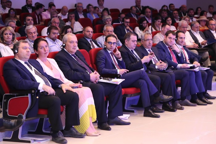 Փոխվարչապետ Տիգրան Ավինյանը ելույթով հանդես է եկել հայ-վրացական գործարար համաժողովի բացմանը
