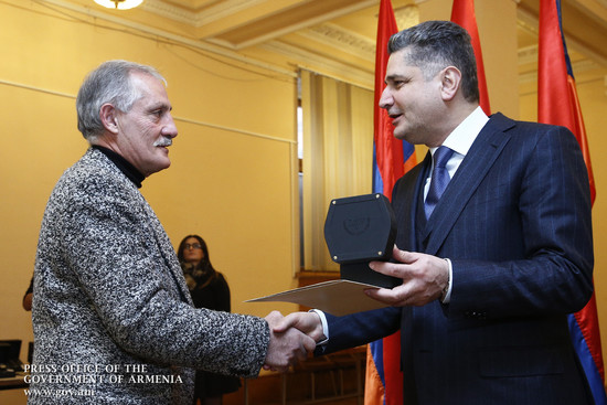 Վարչապետը տոնական ընդունելության է հրավիրել ԶԼՄ ներկայացուցիչներին