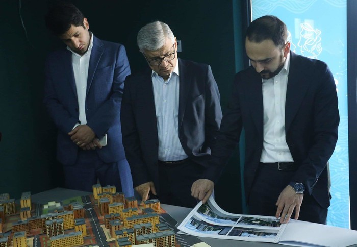 Տիգրան Ավինյանը շրջայց է կատարել Երևանի մի շարք շինհրապարակներ