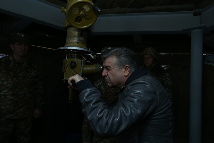 Բոլորս պարտք ու պարտավորություններ ունենք ձեր նկատմամբ. Վարչապետն այցելել է մարտական հենակետ և շնորհ