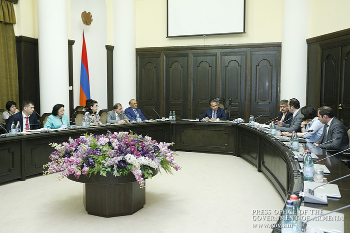 Կառավարությունում քննարկվում են ՀՀ պետական բյուջեից կատարվելիք ծախսերի ֆինանսավորման 2016-2018 թթ. կ