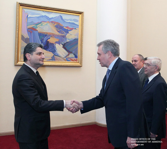 Տիգրան Սարգսյանն ընդունել է Վալերի Նազարովին