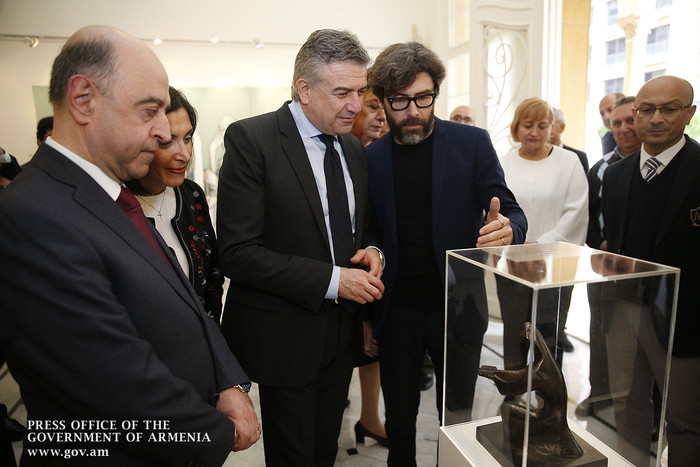 Վարչապետ Կարեն Կարապետյանը Լիբանանում այցելել է Հայկազյան համալսարան և Զմմառի վանք