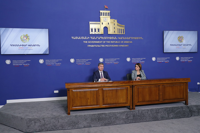 Ժամը 14:00-ի դրությամբ ԼՂ-ից բռնի տեղահանված անձանց թիվը կազմում է 70 հազար 500
