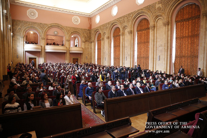 «Պետք է այնպիսի ազդակներ տանք, որ յուրաքանչյուր օրինապաշտ քաղաքացի հասկանա, որ ինքը Հայաստանում կարո