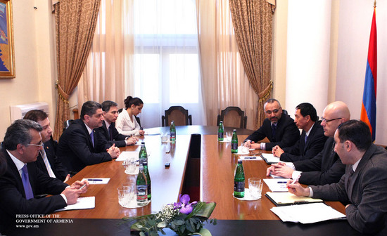 Վարչապետն ընդունել է Ասիական զարգացման բանկի ներկայացուցիչներին