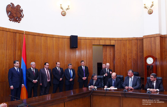 Կառավարության և գինեգործության, ճշգրիտ ճարտարագիտության բնագավառների ներկայացուցիչների միջև ստորագրվ