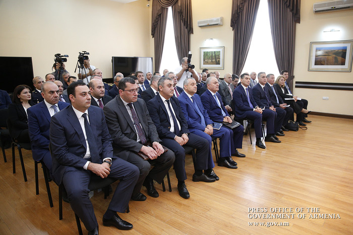 Վարչապետը ՊԵԿ աշխատակազմին է ներկայացրել ՊԵԿ նորանշանակ նախագահ Վարդան Հարությունյանին