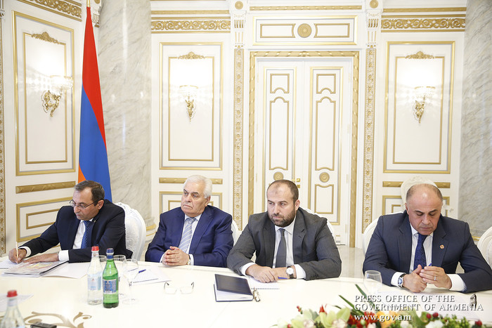 Կառավարությունում քննարկվել են խոշոր հրդեհների հետևանքների վերացմանն ուղղված քայլերը