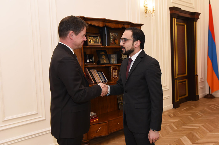 Փոխվարչապետ Տիգրան Ավինյանն ընդունել է ֆրանսիական պատվիրակությանը