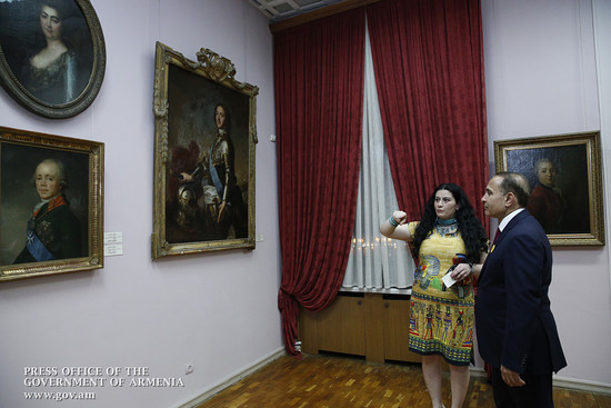 «Թանգարանների գիշեր» միջոցառման շրջանակում վարչապետն այցելել է Ազգային պատկերասրահ