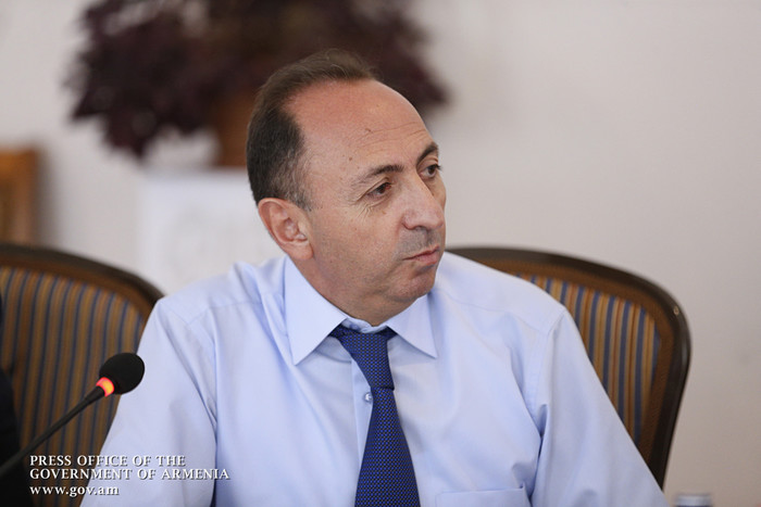 Կարեն Կարապետյանը ծանոթացել է Վեդու ջրամբարի կառուցման շինաշխատանքների ընթացքին և խորհրդակցություն ա