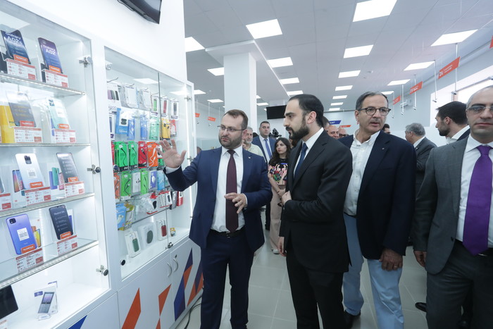 Տիգրան Ավինյանը մասնակցել է Հանրային ծառայությունների միասնական գրասենյակի բացմանը