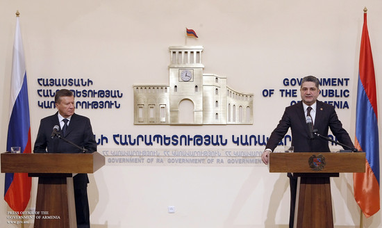 ՀՀ վարչապետը և ՌԴ առաջին փոխվարչապետը քննարկել են երկկողմ տնտեսական փոխգործակցության հեռանկարները