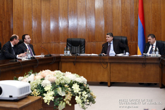 2013 թ. գործունեության արդյունքների վերաբերյալ հաշվետվություն է ներկայացրել ևս 11 գերատեսչություն