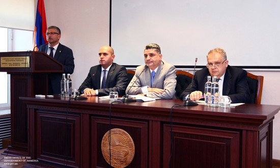 Տիգրան Սարգսյանը հանձնարարել է 40 տոկոսով բարձրացնել ՀՊՄՀ դասախոսների աշխատավարձը