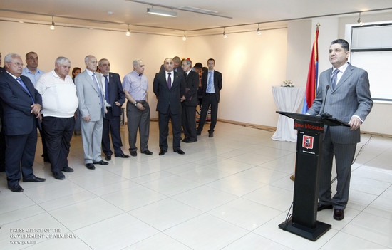 Կառավարության ղեկավարը շնորհավորել է շինարարներին մասնագիտական տոնի առթիվ