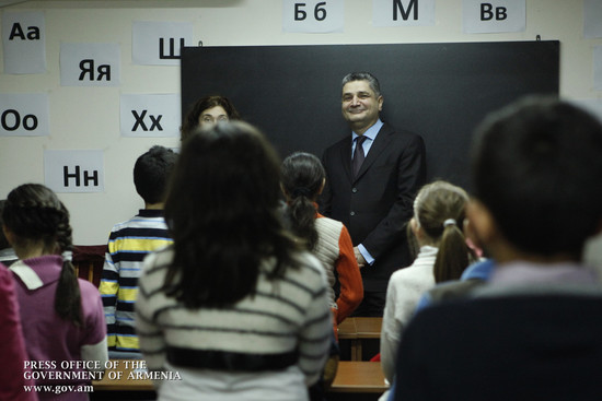Օտար լեզուների դասավանդումը մեզ համար լինելու է առաջնահերթություն. Տիգրան Սարգսյան