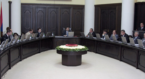 Աջակցություն ավիավթարի զոհերի ընտանիքներին