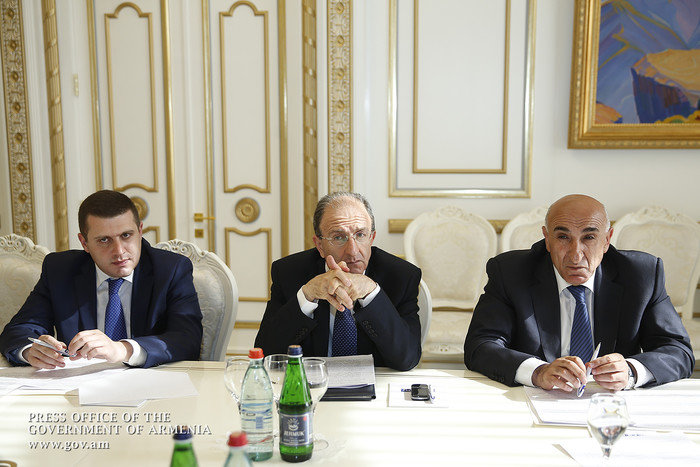 Վարչապետի գլխավորությամբ տեղի է ունեցել խորհրդակցություն Արթիկում և Վերին Լարսում ստեղծված իրավիճակի