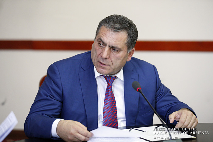 «Սահմանամերձ համայնքներում պետք է ժամանակակից ու որակյալ կրթություն ապահովենք». Վարչապետը խորհրդակցո
