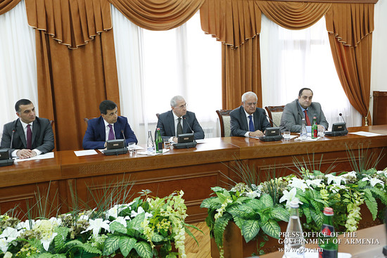 Հայաստանի և Արցախի վարչապետները քննարկել են հայկական երկու պետությունների համագործակցության խորացման