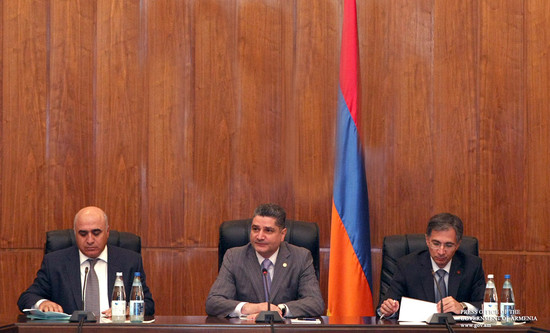 Վարչապետն ընդունել է Հայաստանի արդյունաբերողների և գործարարների միության անդամներին