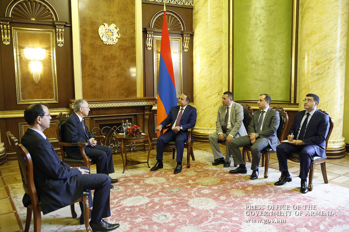 Վարչապետն ընդունել է Հայաստանում Հունաստանի դեսպանին