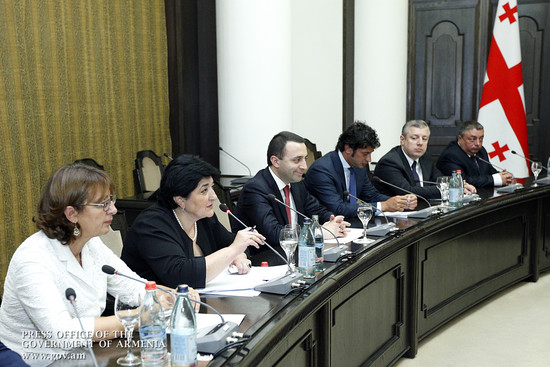 Հայաստանի և Վրաստանի վարչապետները քննարկել են երկկողմ հարաբերությունների զարգացմանն ուղղված մի շարք 