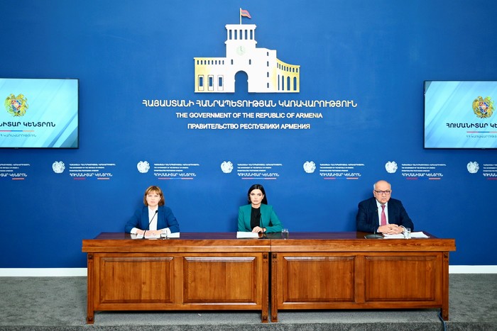 Այսօրվանից ընդունվում են նոյեմբեր և դեկտեմբեր ամիսների համար նախատեսված 50 000 դրամ աջակցության դիմո