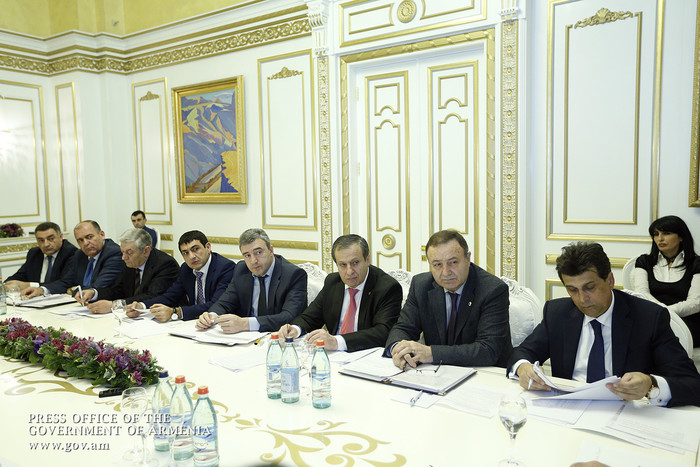 Վարչապետի գլխավորությամբ քննարկվել են մարզերում իրականացվող և առաջիկայում նախատեսվող ծրագրերը