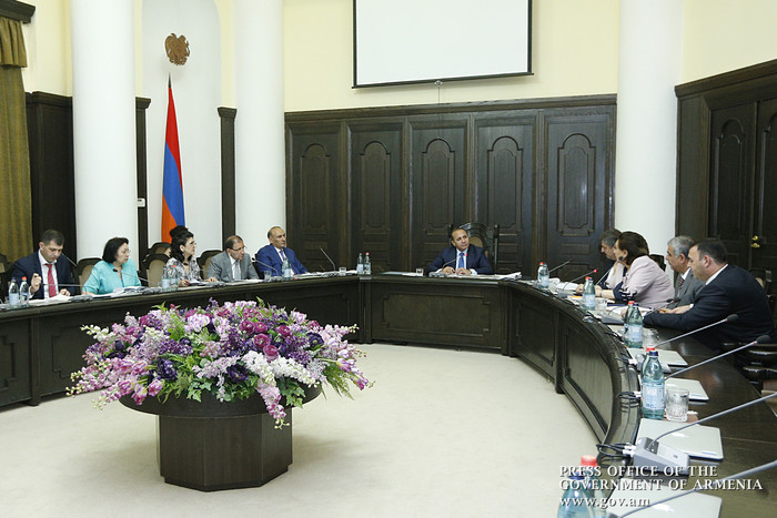 Կառավարությունում քննարկվում են ՀՀ պետական բյուջեից կատարվելիք ծախսերի ֆինանսավորման 2016-2018 թթ. կ