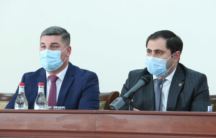 Փոխվարչապետ Սուրեն Պապիկյանը ներկայացրել է Գեղարքունիքի նորանշանակ մարզպետ Կարեն Սարգսյանին