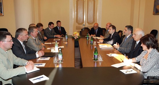 Պաշտոնական լրահոս