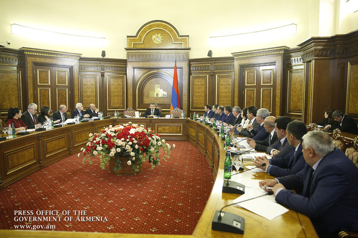 Սեփական եկամուտների աճ ապահոված համայնքների ղեկավարների հետ վարչապետը քննարկել է զարգացման նոր ծրագր