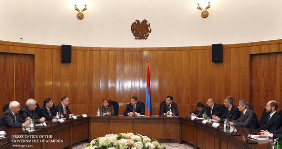 Վարչապետը ընդունել է ԱՊՀ ինֆորմխորհրդի մասնակիցներին