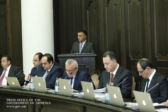 Միջպետական ճանապարհներին վերականգնվում է անխափան երթևեկությունը
