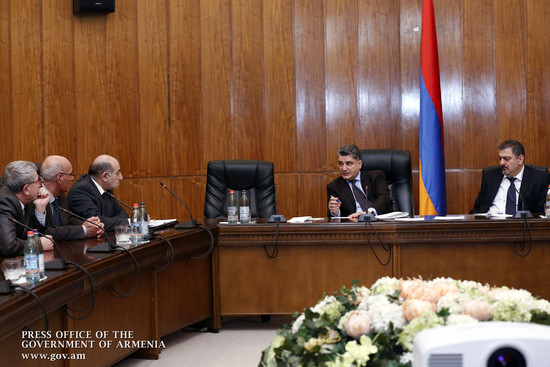 2013 թ. գործունեության արդյունքների վերաբերյալ հաշվետվություն է ներկայացրել ևս 11 գերատեսչություն