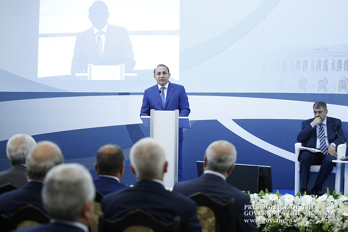 «Տնտեսական օրակարգ» խորագրով համաժողովի ընթացքում ներկայացվել են կառավարության առաջնայնություններն ո
