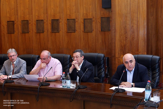 Վարչապետը ՀՀ արդյունաբերողների և գործարարների (գործատուների) միության անդամների հետ քննարկել է գործա