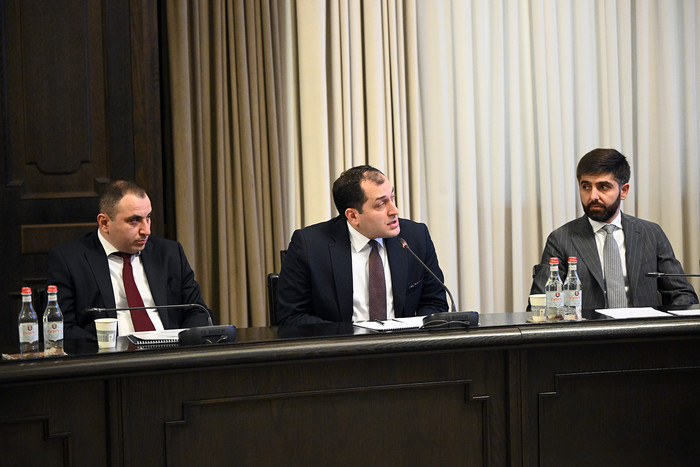 Կառավարությունը կապահովի կլաստերային դպրոցներ տանող ճանապարհների հիմնանորոգման աշխատանքների բնականոն