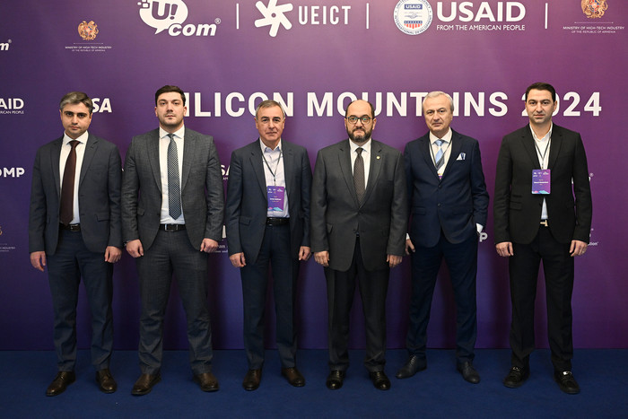 Արայիկ Հարությունյանը մասնակցել է «Սիլիկոնային սարեր 2024» թեմայով նամականիշի և «Բարձր տեխնոլոգիաներ