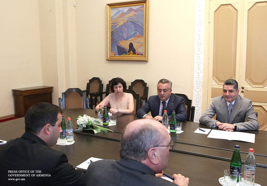 Հանդիպում «Էգմոնտ» խմբի ներկայացուցիչների հետ
