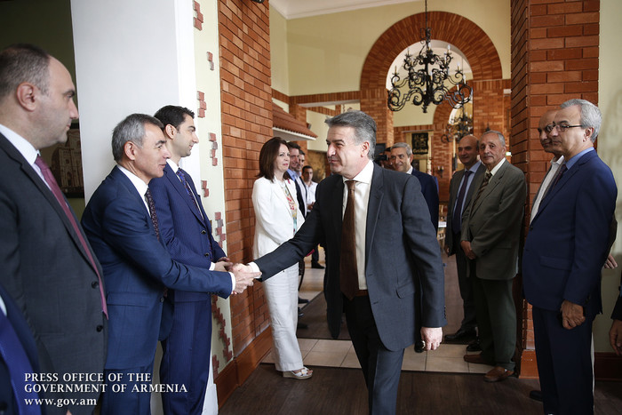 Վարչապետը ՏՏ ընկերությունների ներկայացուցիչների հետ քննարկել է ոլորտի զարգացման  հեռանկարները
