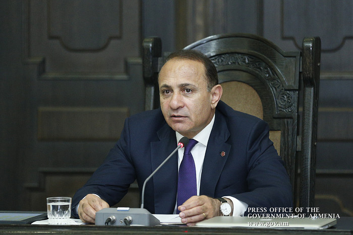 Վարչապետ Հովիկ Աբրահամյան. «2015 թ. միասնական քննությունները պետք է լինեն առավելագույնս թափանցիկ և ա