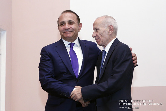 Հայրապետ Գալստյանը պարգևատրվել է ՀՀ վարչապետի հուշամեդալով