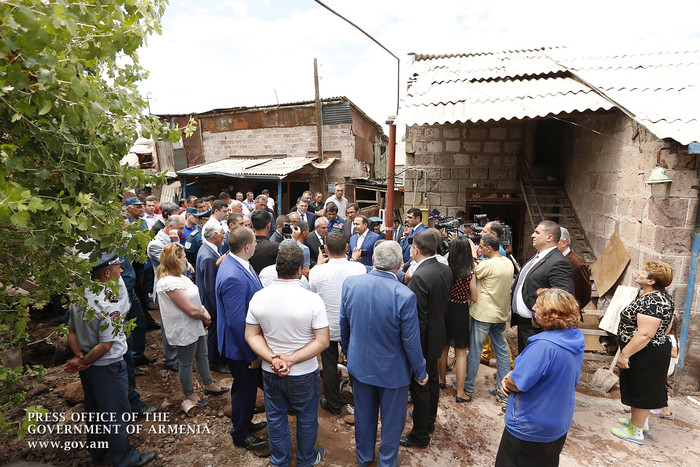 Վարչապետն այցելել է Արթիկ, Օհանավան և Կարբի համայնքներ